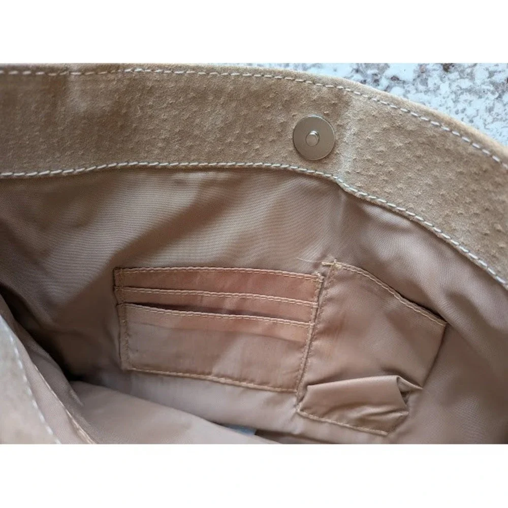 Wilsons Leather Maxima Tan Suede Soft Leather Purse Shoulder Bag Timeless Staple